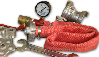 Перемотка пожарных рукавов на новую складку и проверка внутреннего противопожарного водопровода